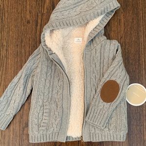 Egg baby sweater/sweatshirt